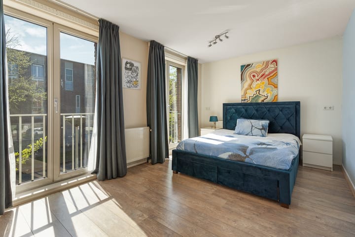 Foto 25 van Midzwaard 23