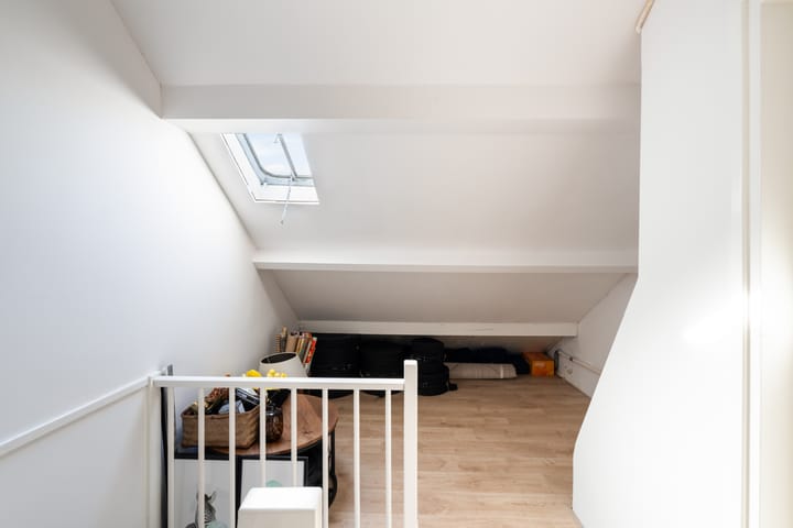 Foto 37 van Moerbeistraat 7