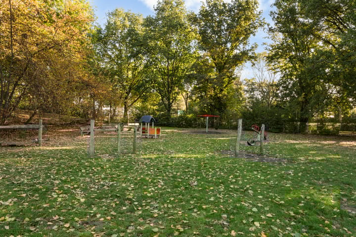 Foto 43 van Moerbeistraat 7