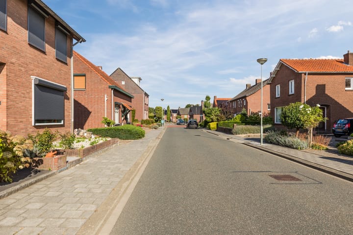 Photo 47 of Wilhelminalaan 23