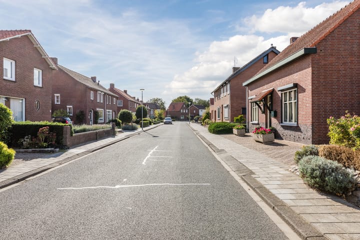 Photo 48 of Wilhelminalaan 23