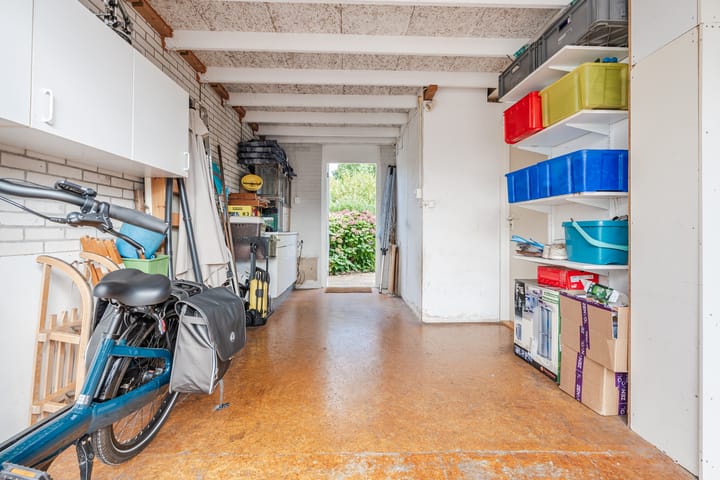 Photo 36 of De Boeier 16