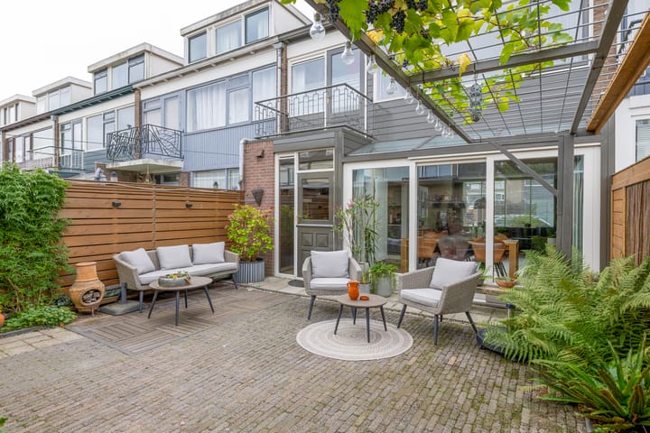 Foto 40 van A.M. de Jongstraat 38