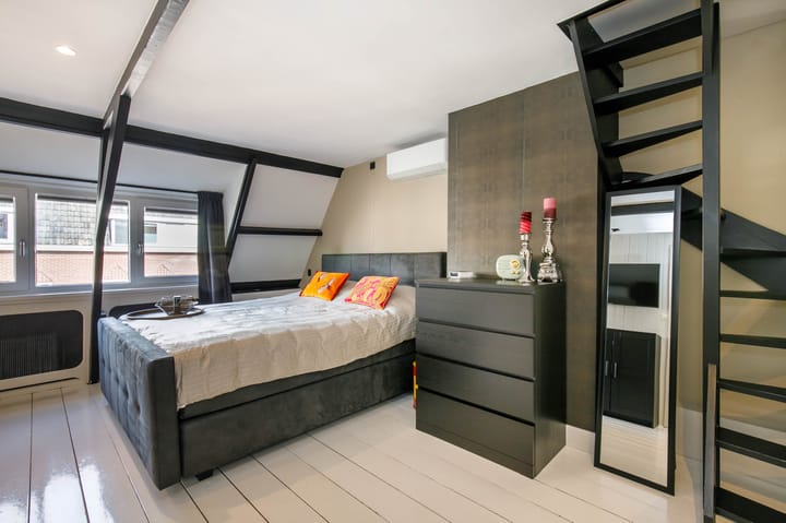 Foto 22 van Lange Burchwal 37