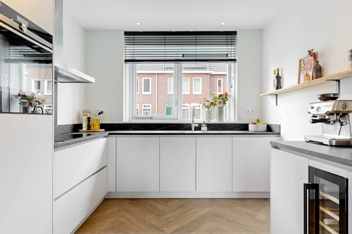 Foto 8 van Jan Heesjesstraat 21