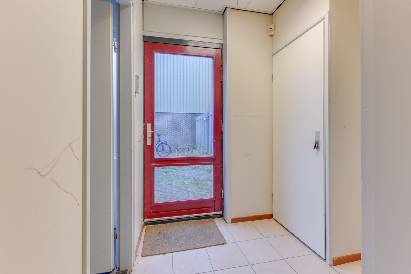 Bekijk foto 4 van Bijlmansweid 10