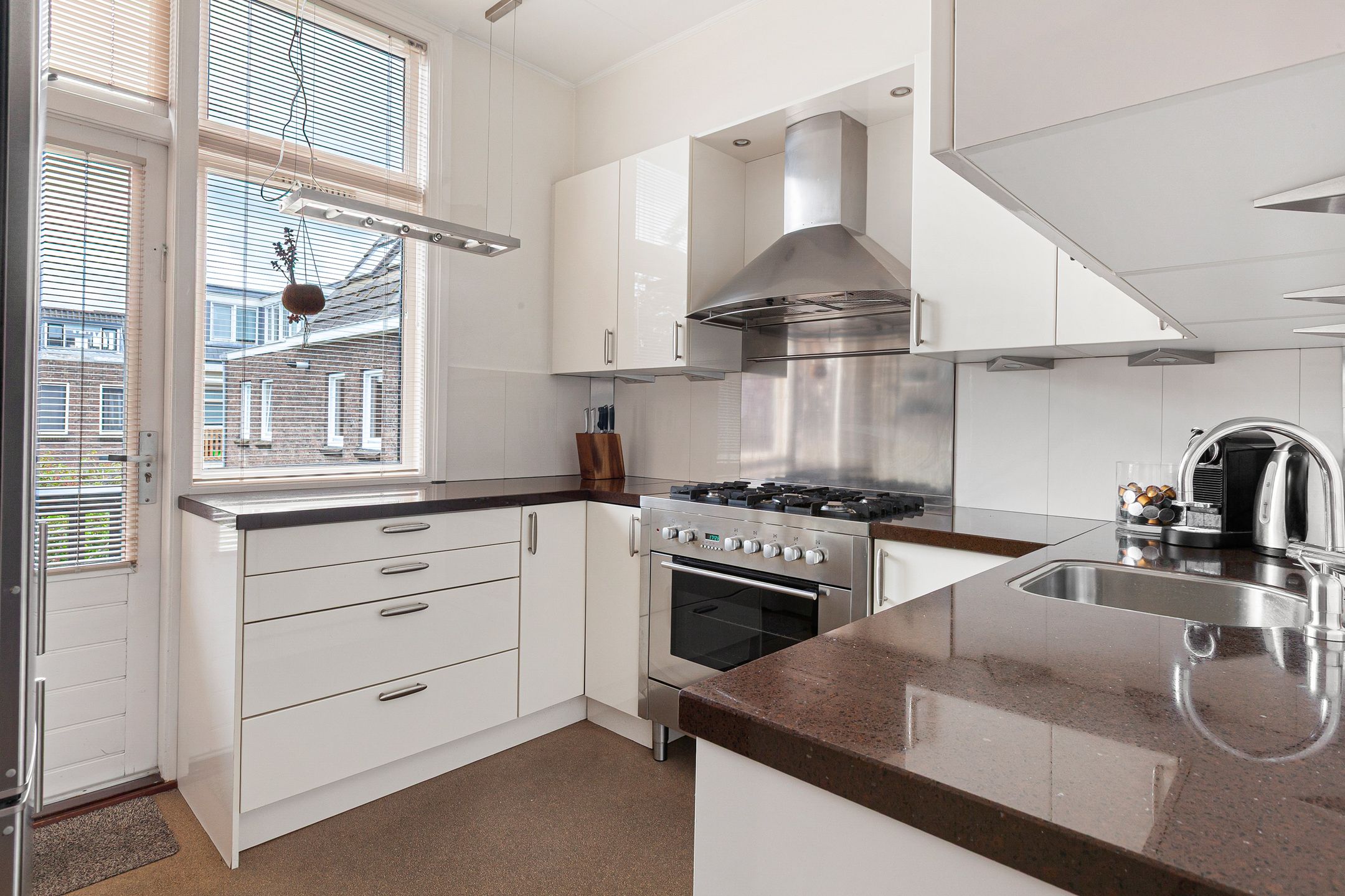 Foto 15 van Hugo de Grootstraat 123