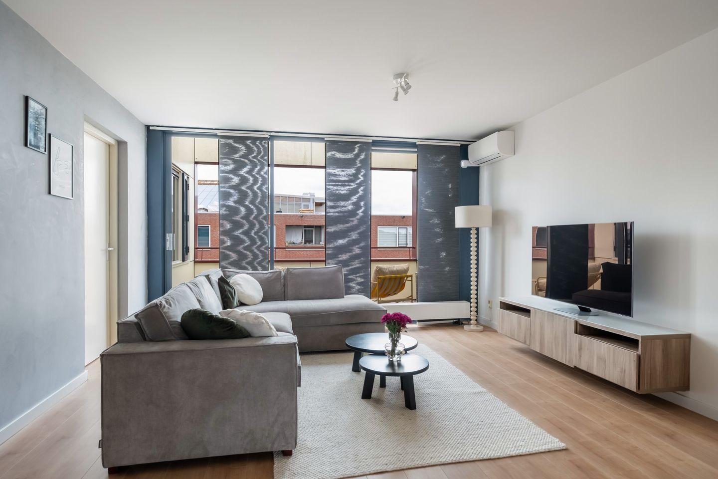 Foto 14 van Tiranastraat 84