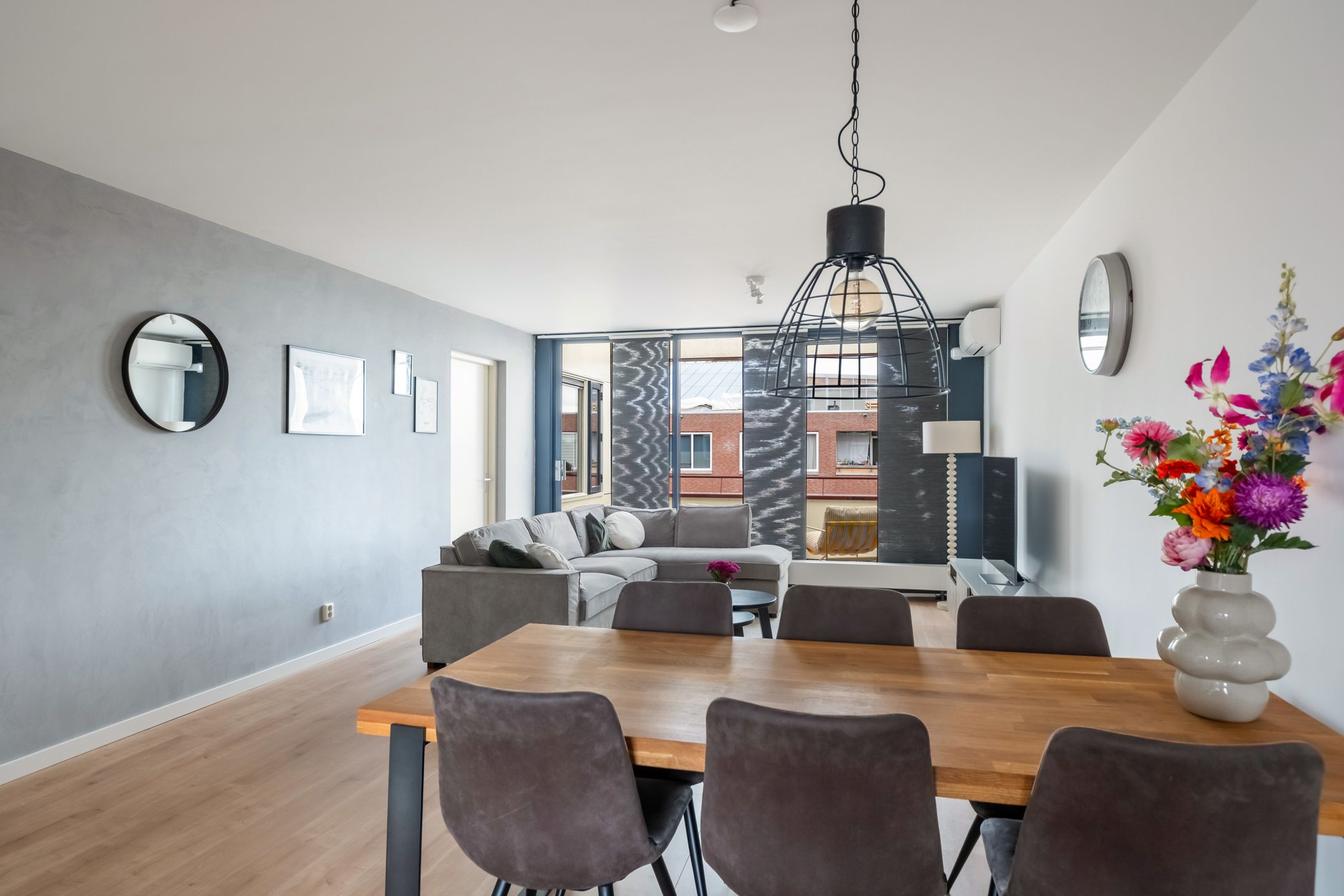 Foto 18 van Tiranastraat 84