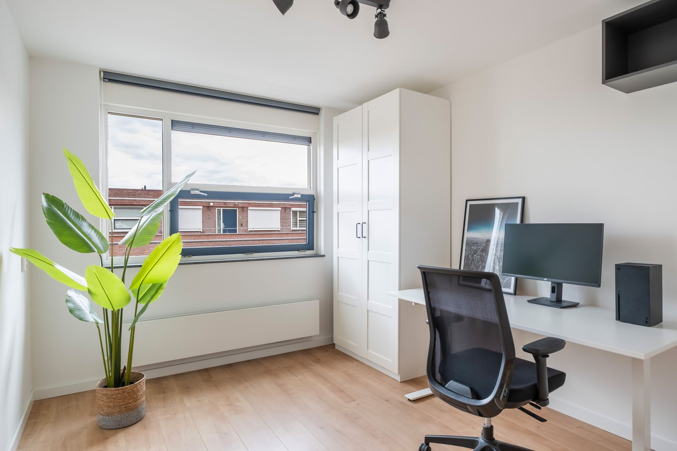 Foto 27 van Tiranastraat 84