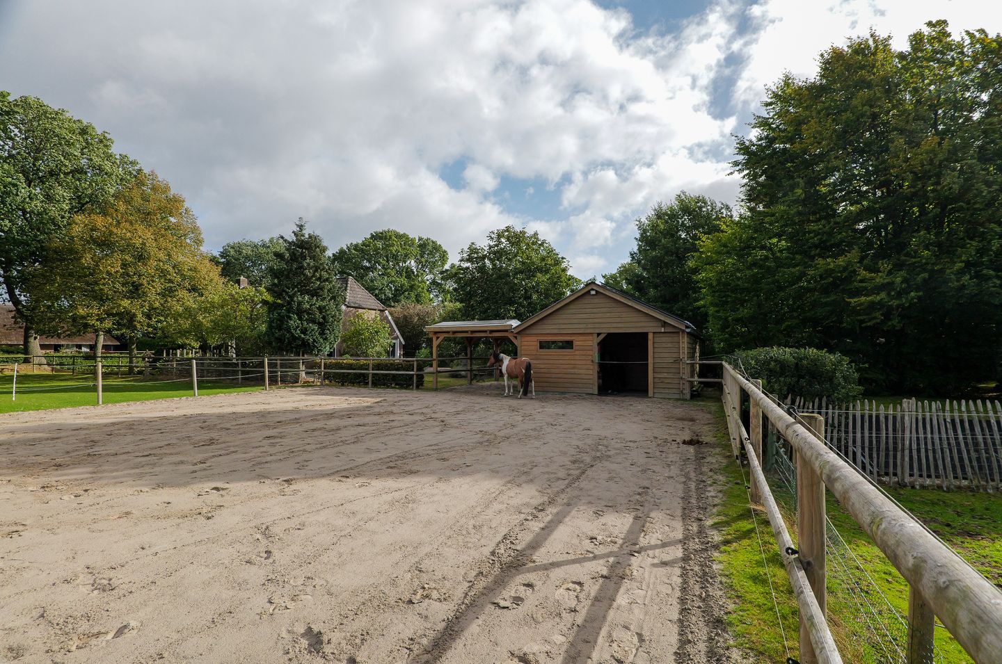 Photo 5 of Oosteinde 16