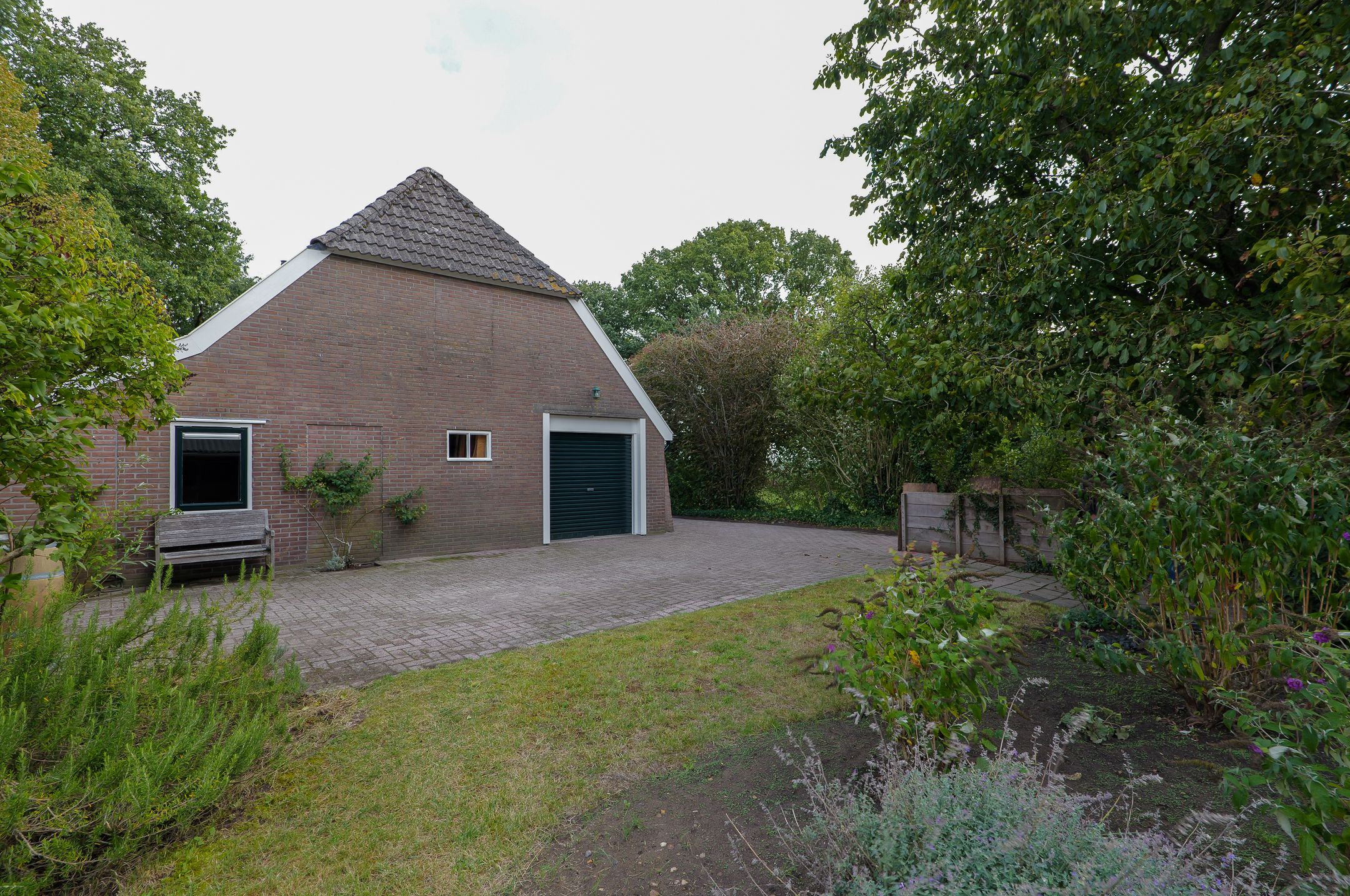 Photo 6 of Oosteinde 16