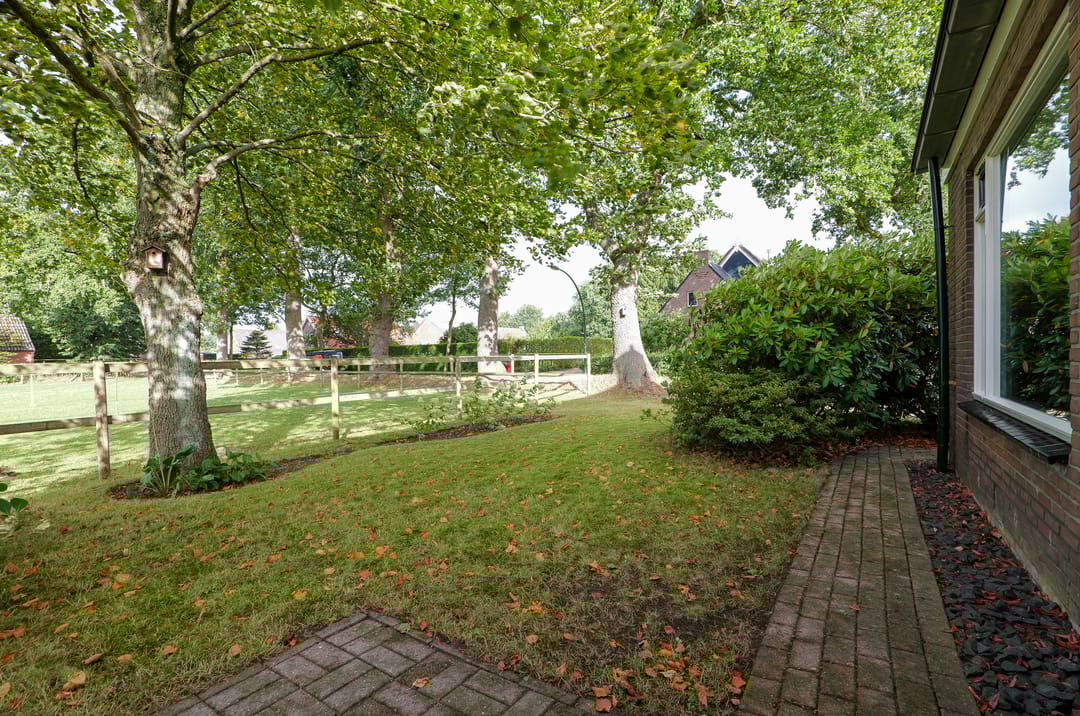 Photo 26 of Oosteinde 16