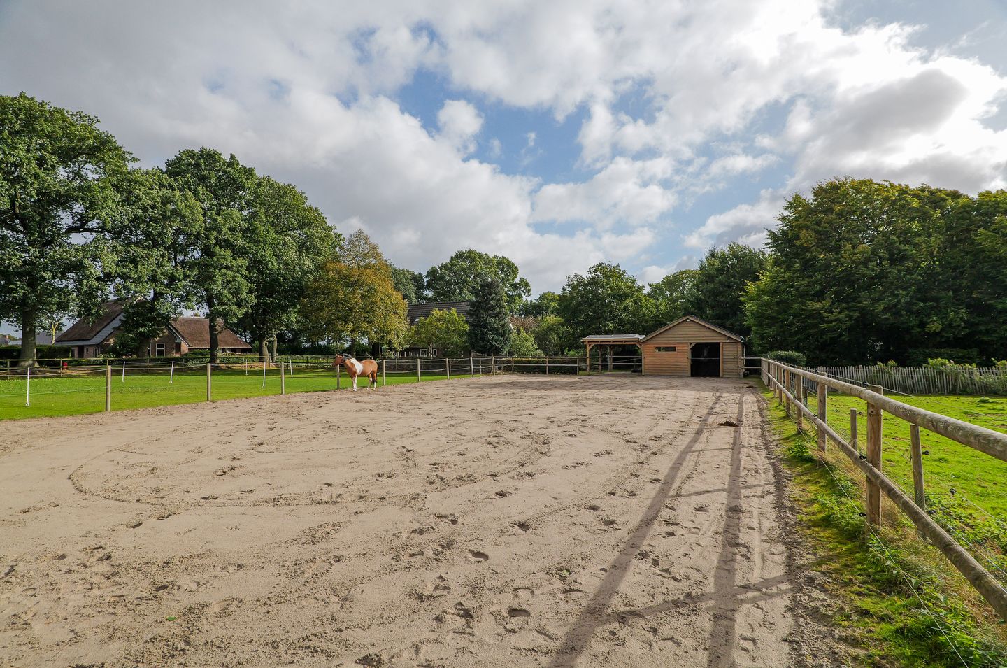 Photo 35 of Oosteinde 16