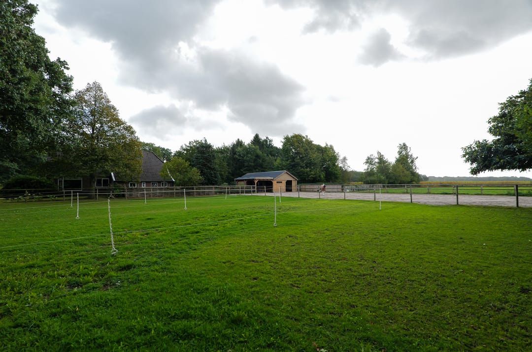 Photo 38 of Oosteinde 16