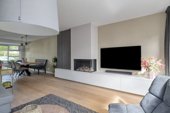 Photo 2 of Heisprong 22