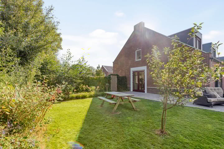 Foto 28 van Lindenhof 2