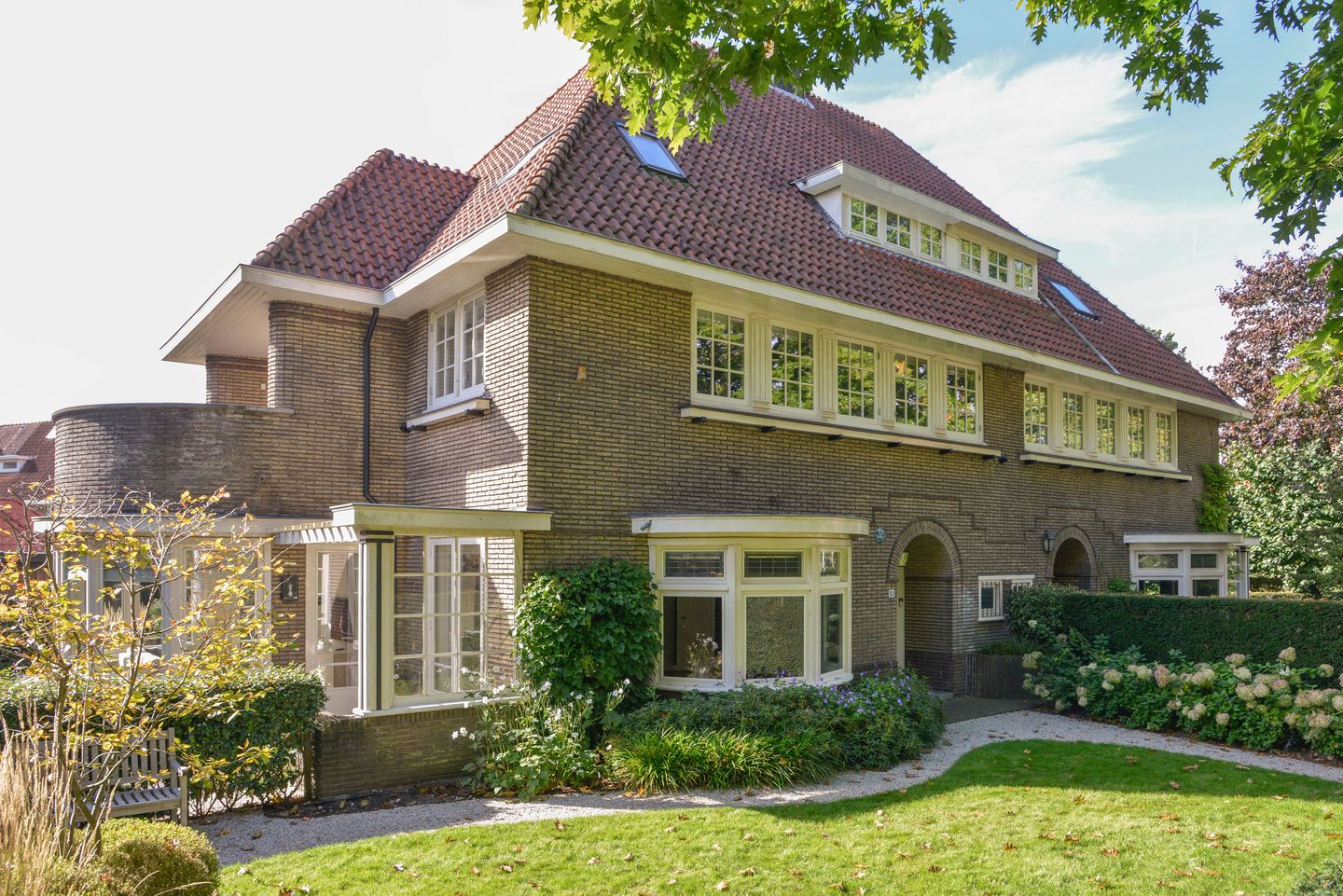 Photo 1 of Burgemeester s'Jacoblaan 48