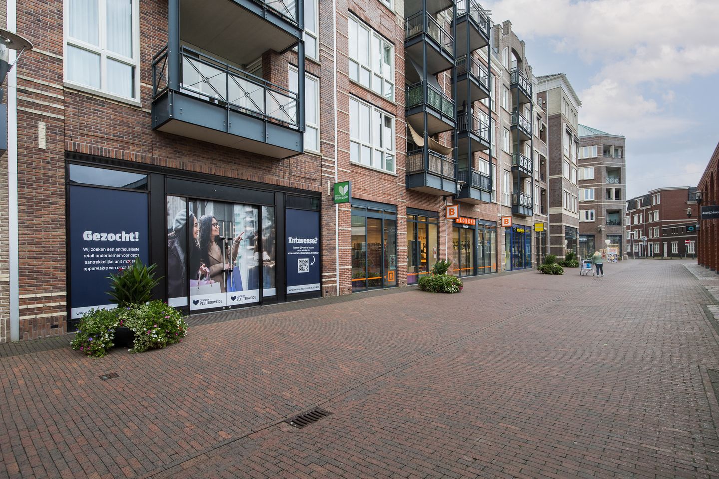 Bekijk foto 2 van Burchtplein 14