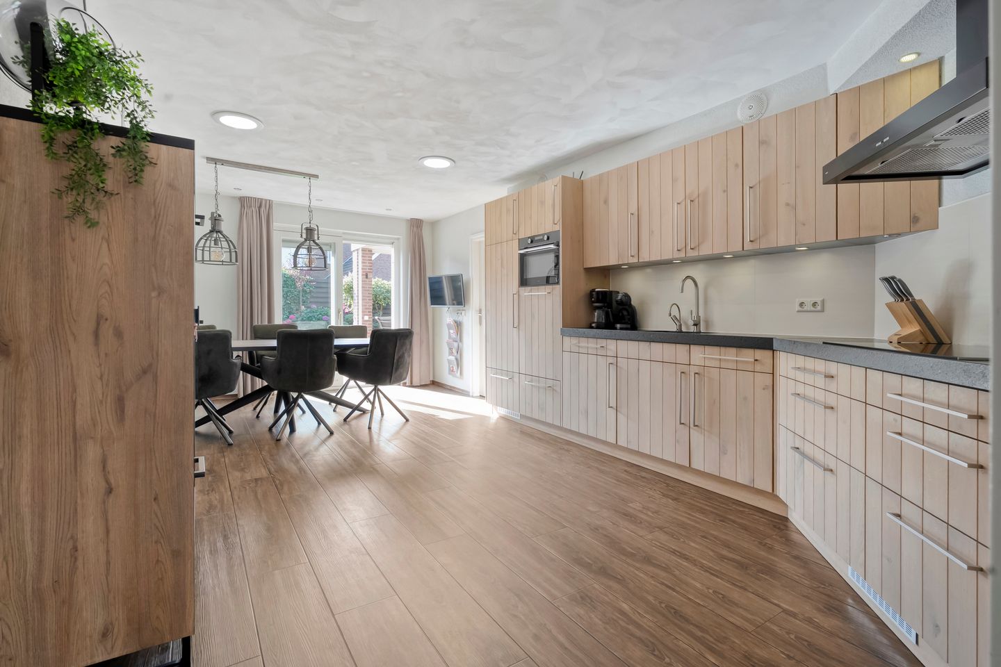 Photo 19 of Enkweg 33