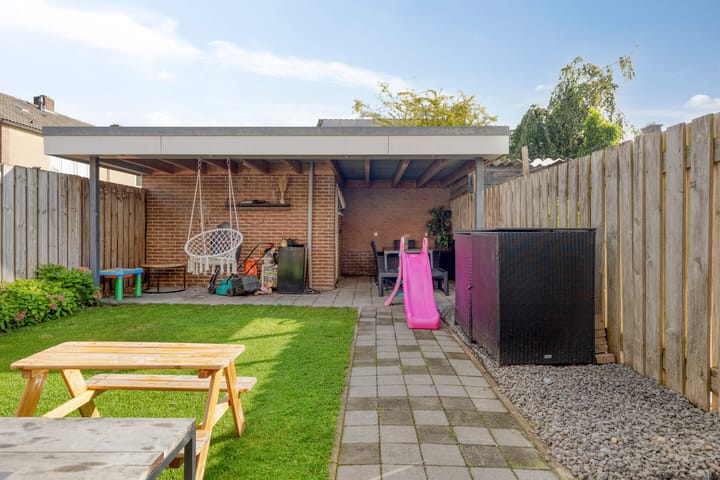 Foto 28 van Zwaanstraat 30