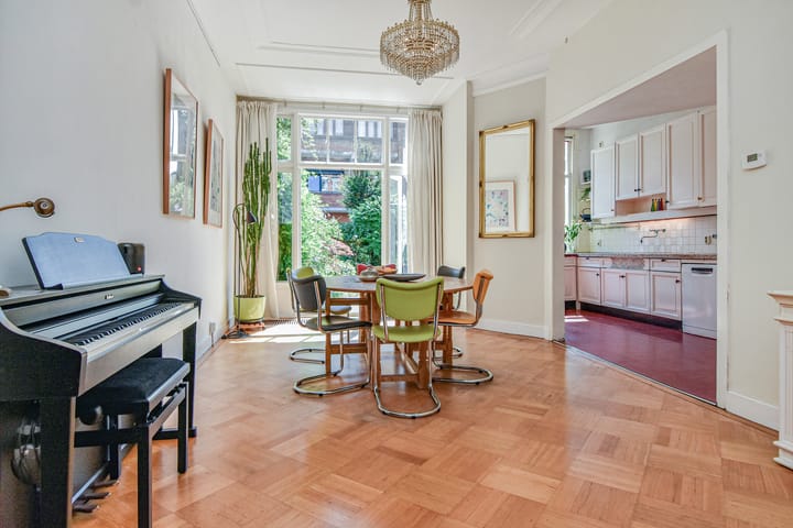 Foto 15 van Van Beverningkstraat 50