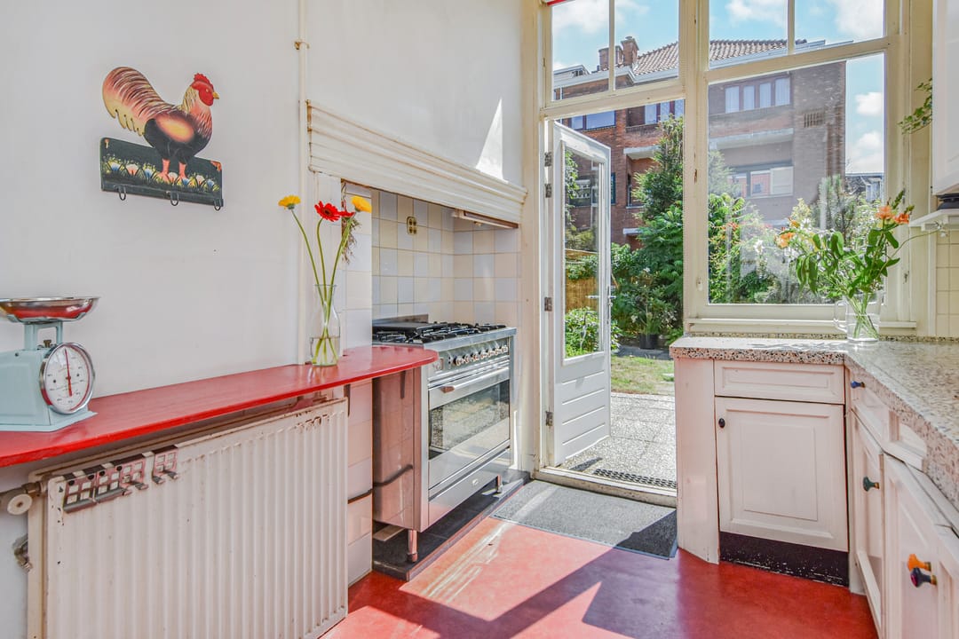 Foto 22 van Van Beverningkstraat 50