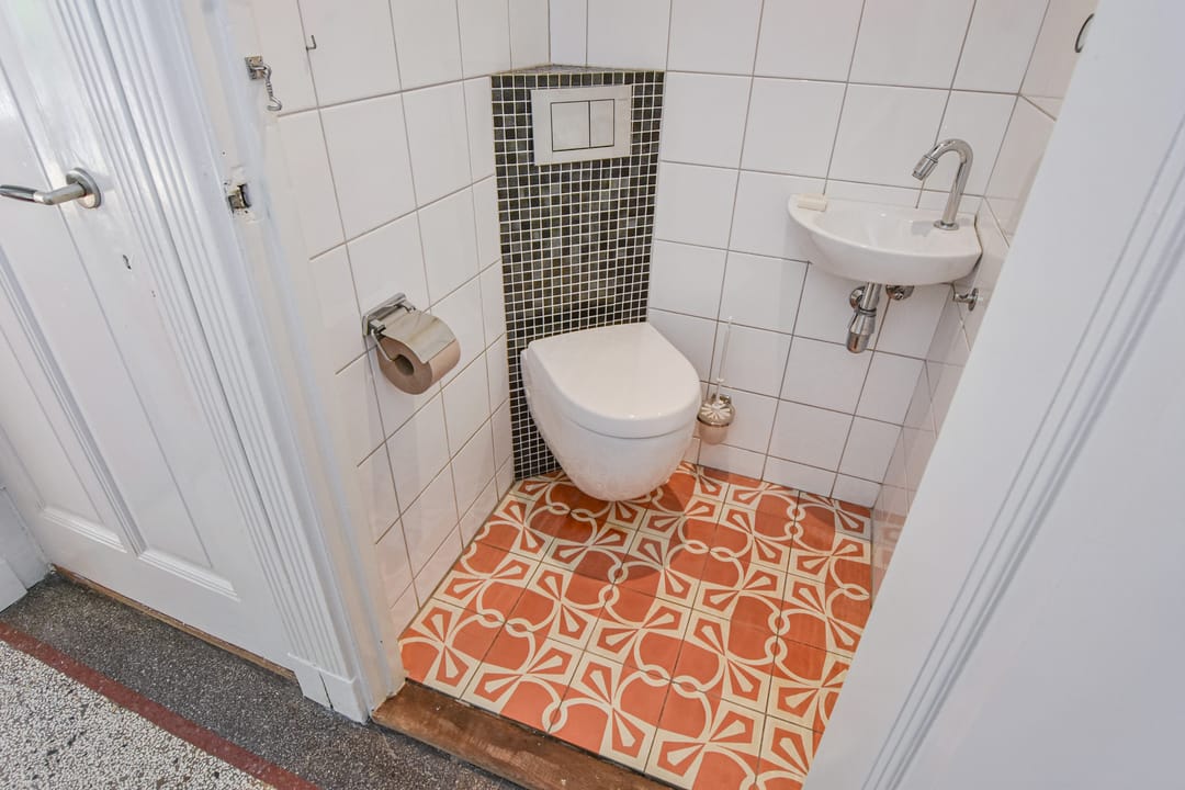 Foto 28 van Van Beverningkstraat 50