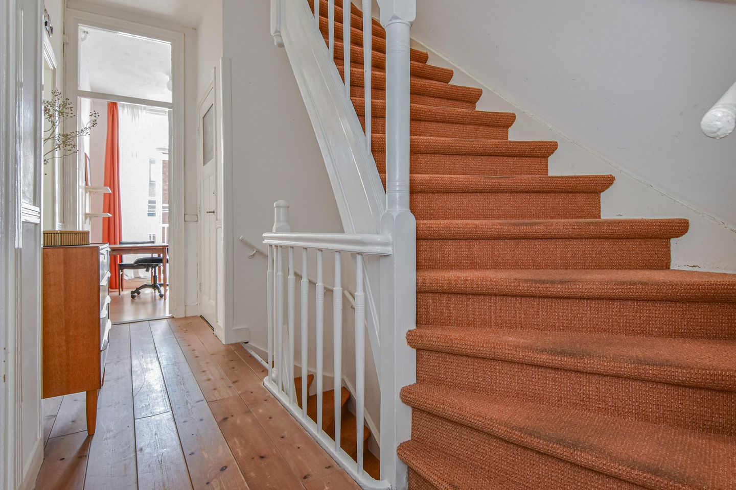 Foto 29 van Van Beverningkstraat 50