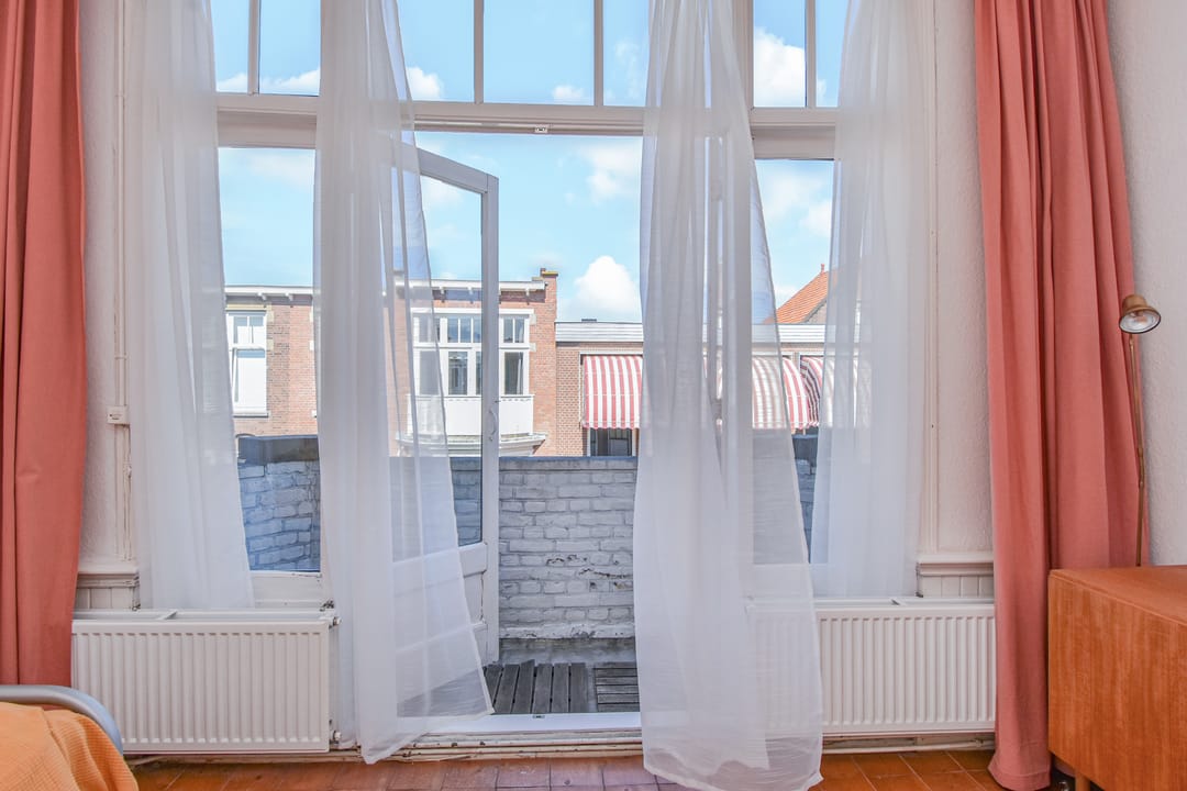 Foto 53 van Van Beverningkstraat 50