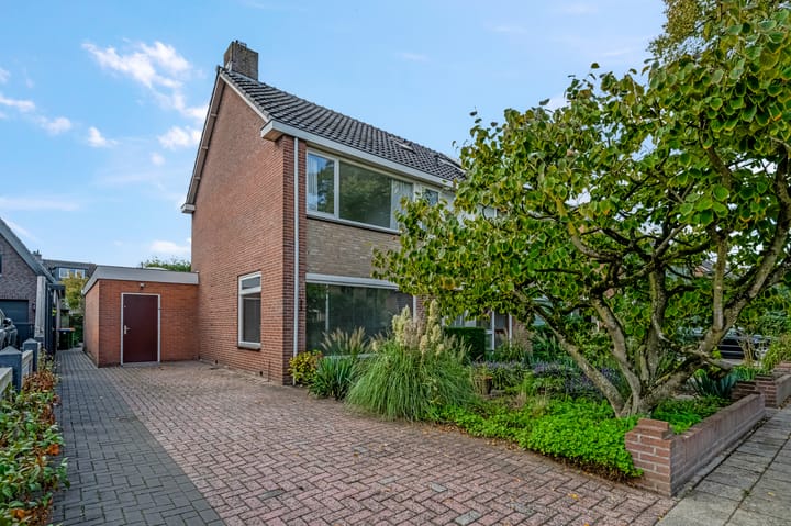 Foto 1 van Zilvervoslaan 9