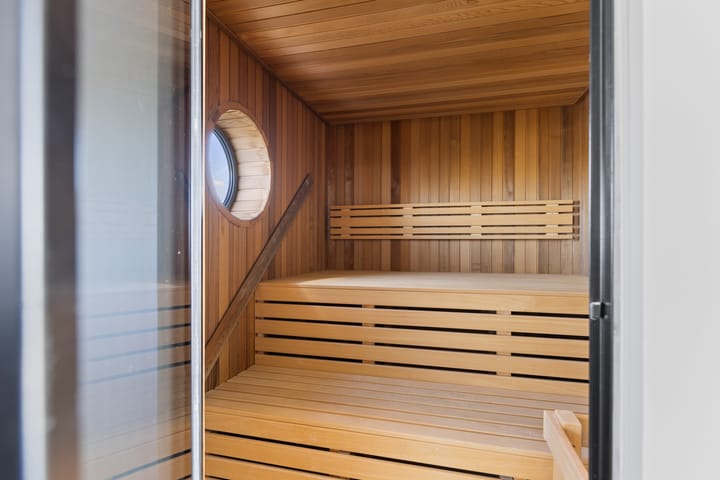 Photo 45 of Het Masker 148