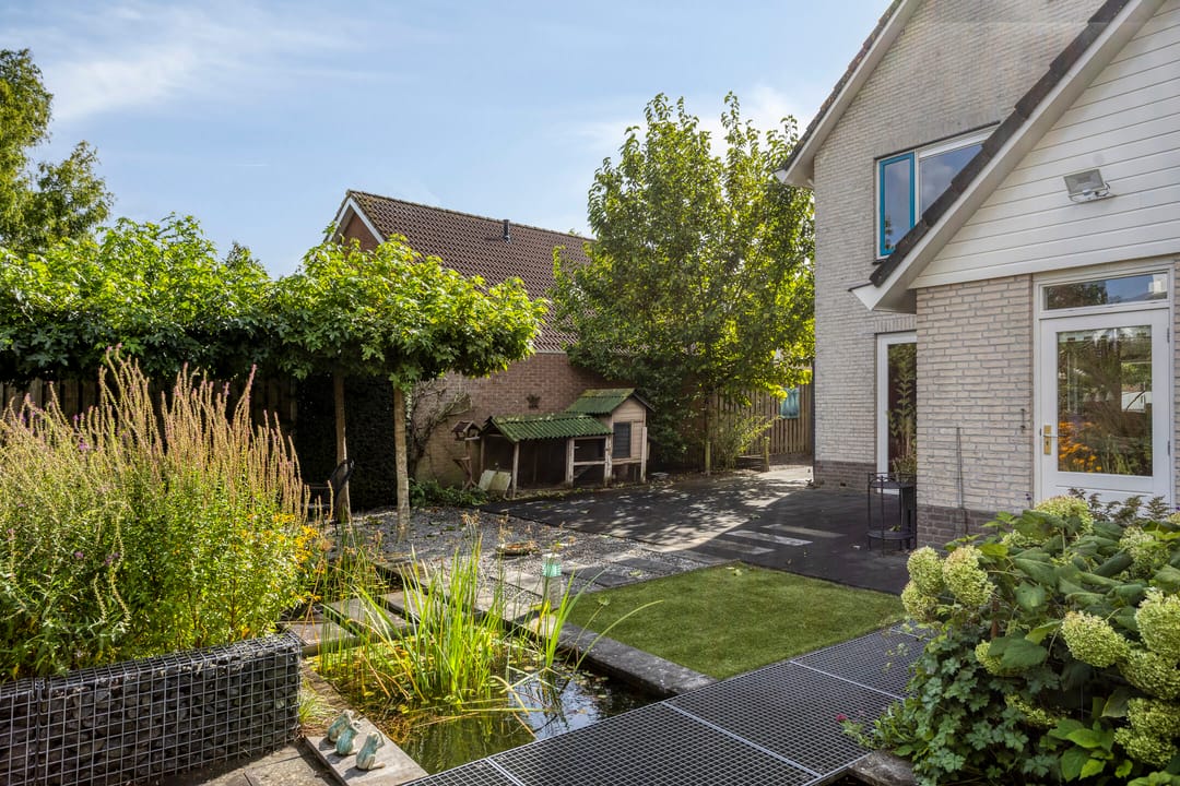 Photo 46 of Vliegersveld 6