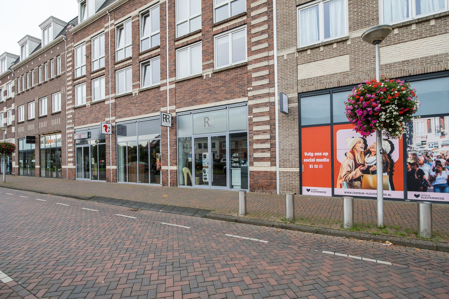 View photo 2 of Voor de Burchten 264