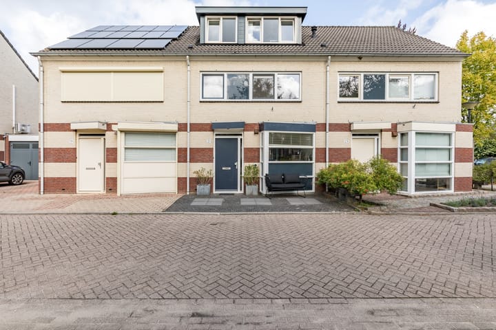 Foto 1 van Smaragd 21