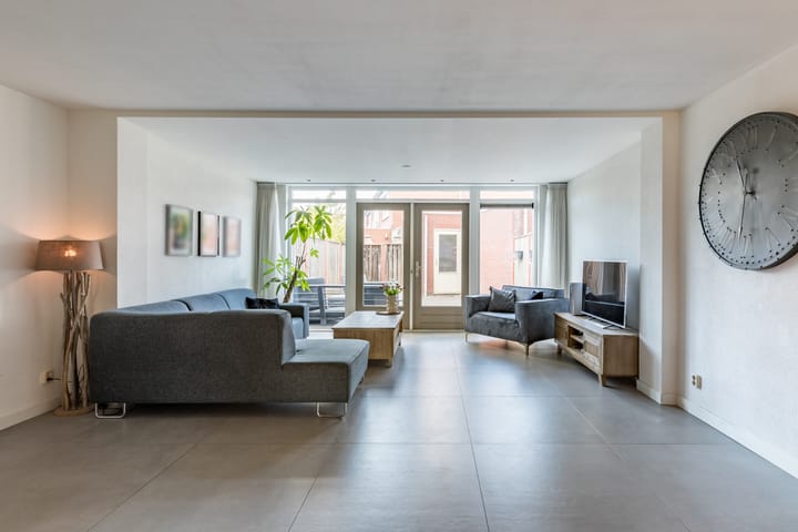 Foto 7 van Smaragd 21