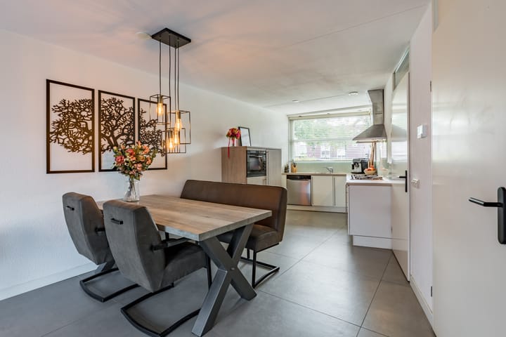 Foto 9 van Smaragd 21