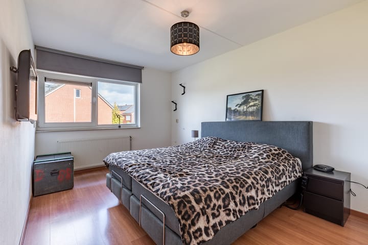 Foto 20 van Smaragd 21