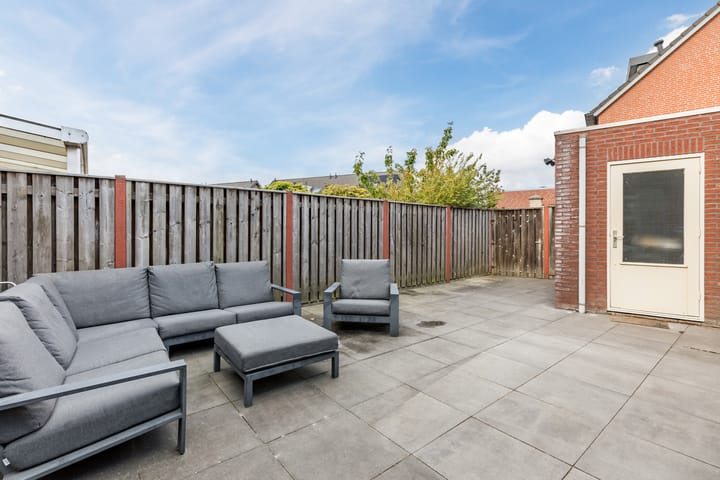 Foto 32 van Smaragd 21