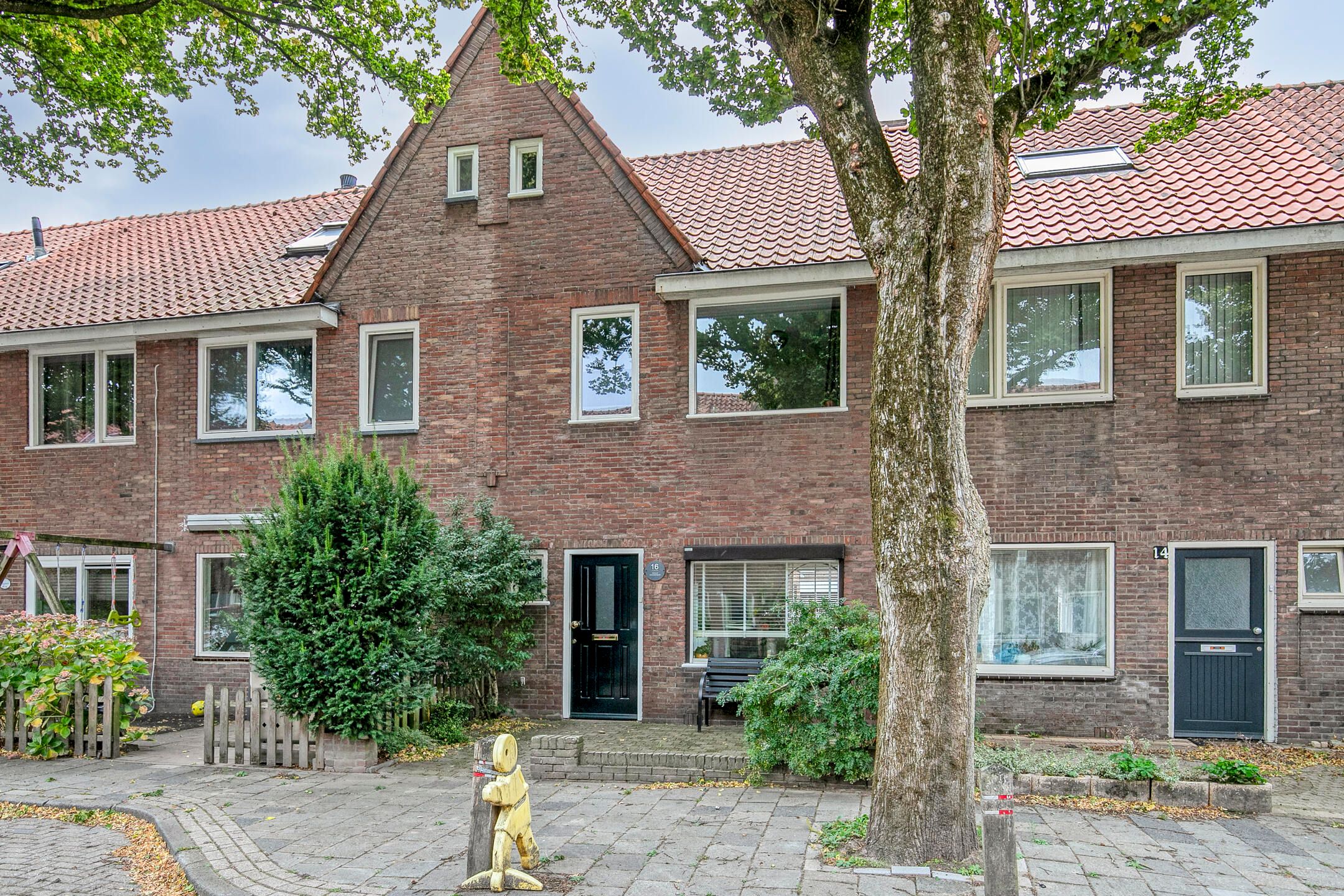 Zevenbergenstraat 16