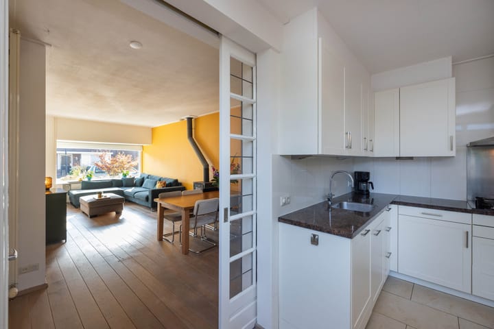 Photo 10 of Mesdagstraat 27