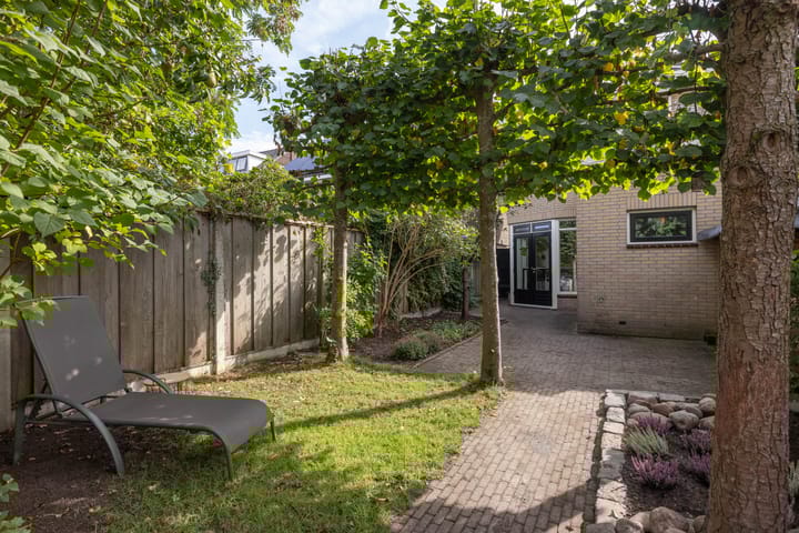 Photo 33 of Mesdagstraat 27