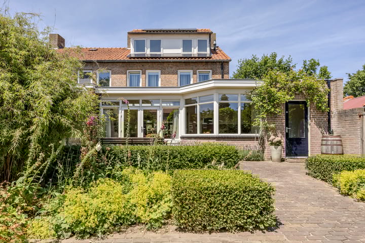 Foto 32 van Pater Berthierstraat 2