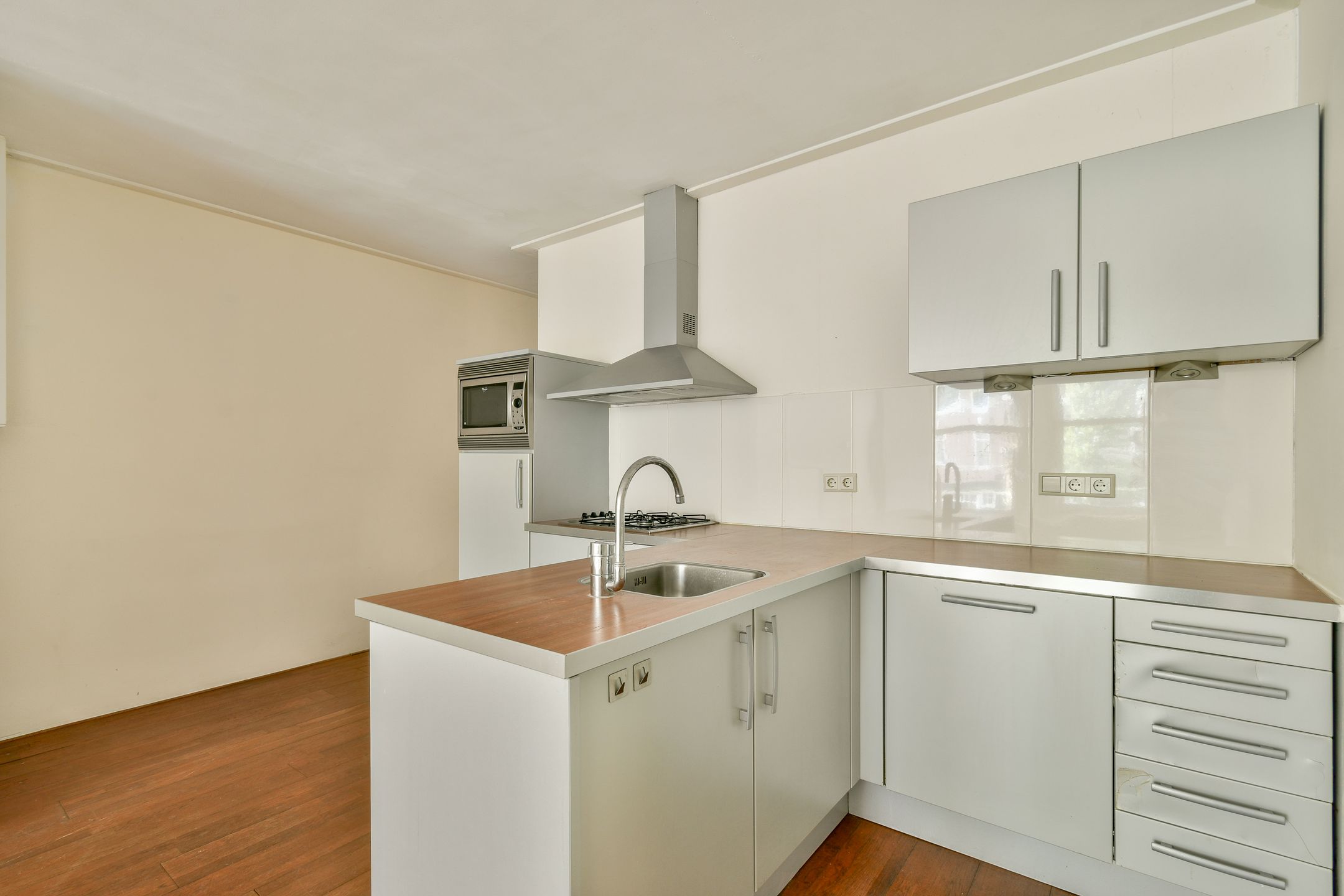 Photo 6 of Bilderdijkstraat 192-1