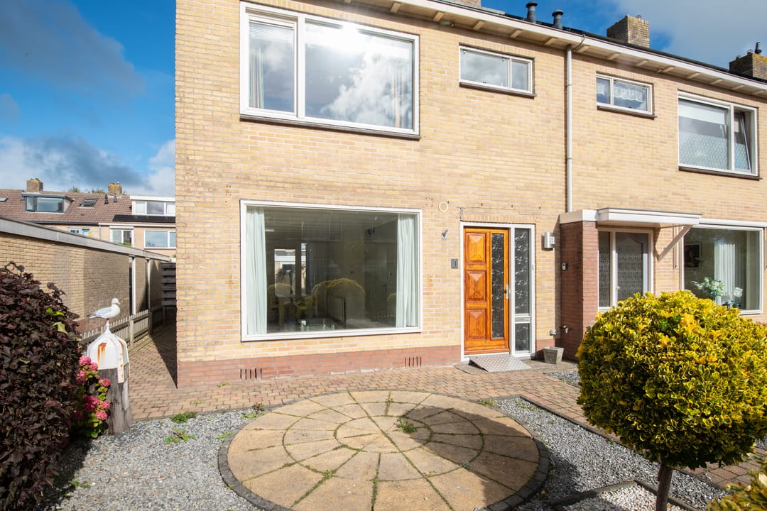 Foto 38 van Leeuwerikstraat 1