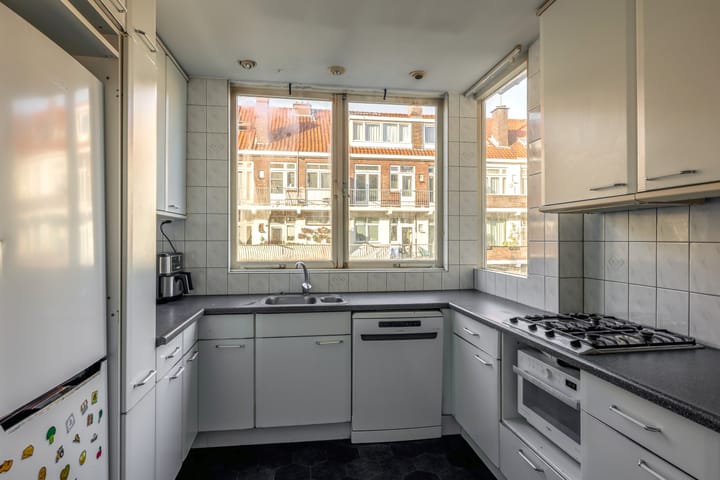 Foto 19 van De Genestetlaan 209