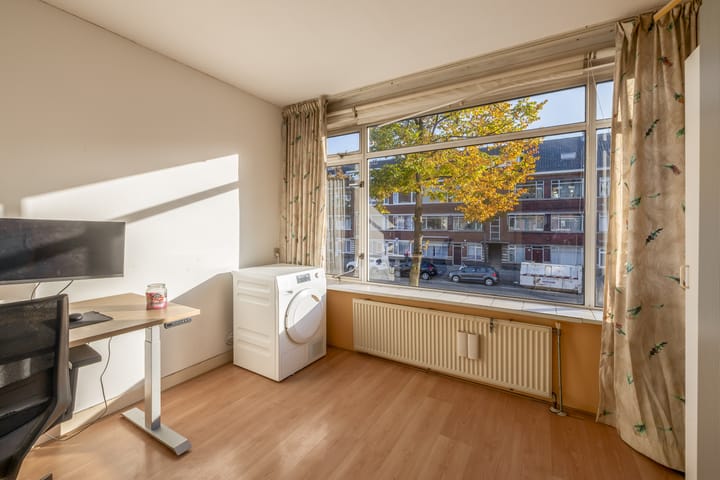 Foto 26 van De Genestetlaan 209