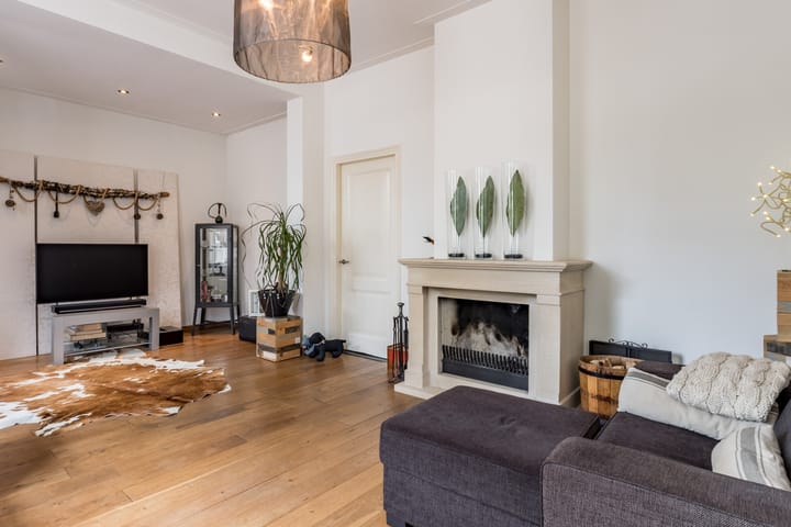 Photo 2 of Grotestraat 75