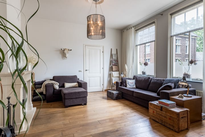 Photo 8 of Grotestraat 75