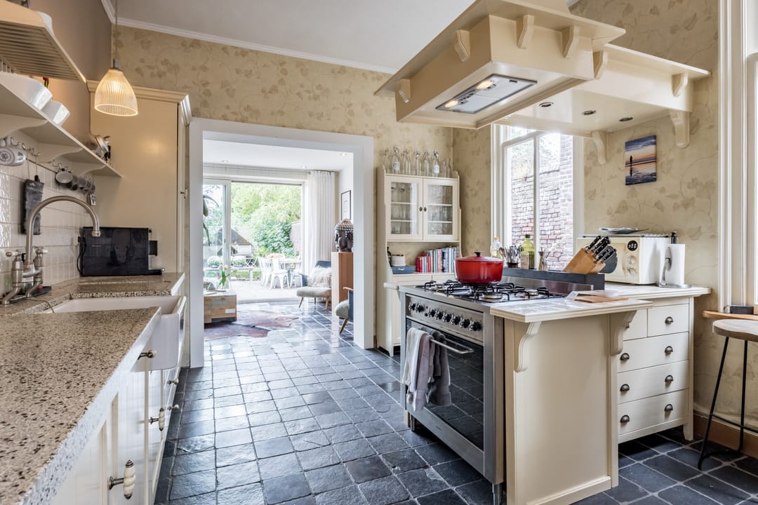 Foto 16 van Grotestraat 75